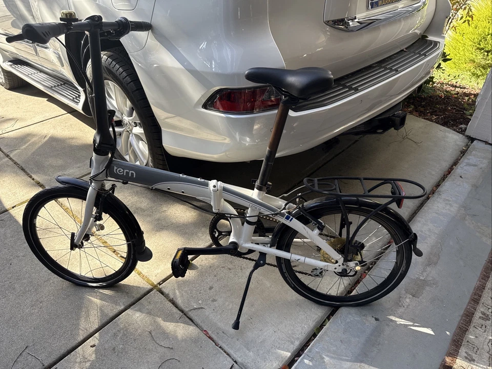 Tern Link D8 Folding Bike – Rarely Used - Image 4 of 4