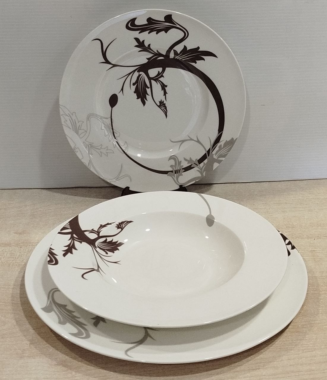Fade Servizio Piatti Araffa 40 Pezzi Porcellana Bone China — foto 4