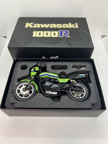 WitS Kawasaki Z1000R Milestone Kawasaki 1/12 Scale Model Motorcycle