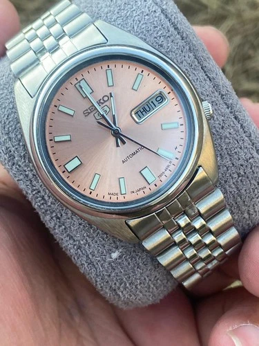 Vintage Seiko 5 Men's Automatic Watch 7009 Day/Date