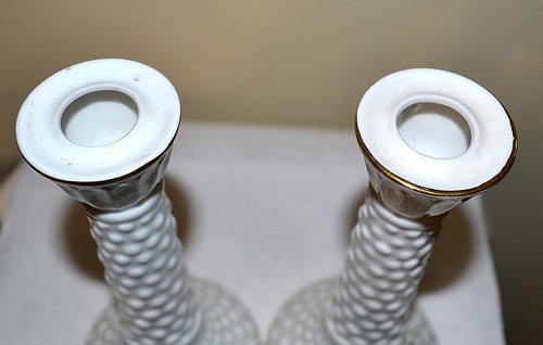 VINTAGE PAIR, LEFTON HOBNAIL APPLIED PINK ROSES TALL 8" CANDLE HOLDERS #836 - Picture 8 of 8
