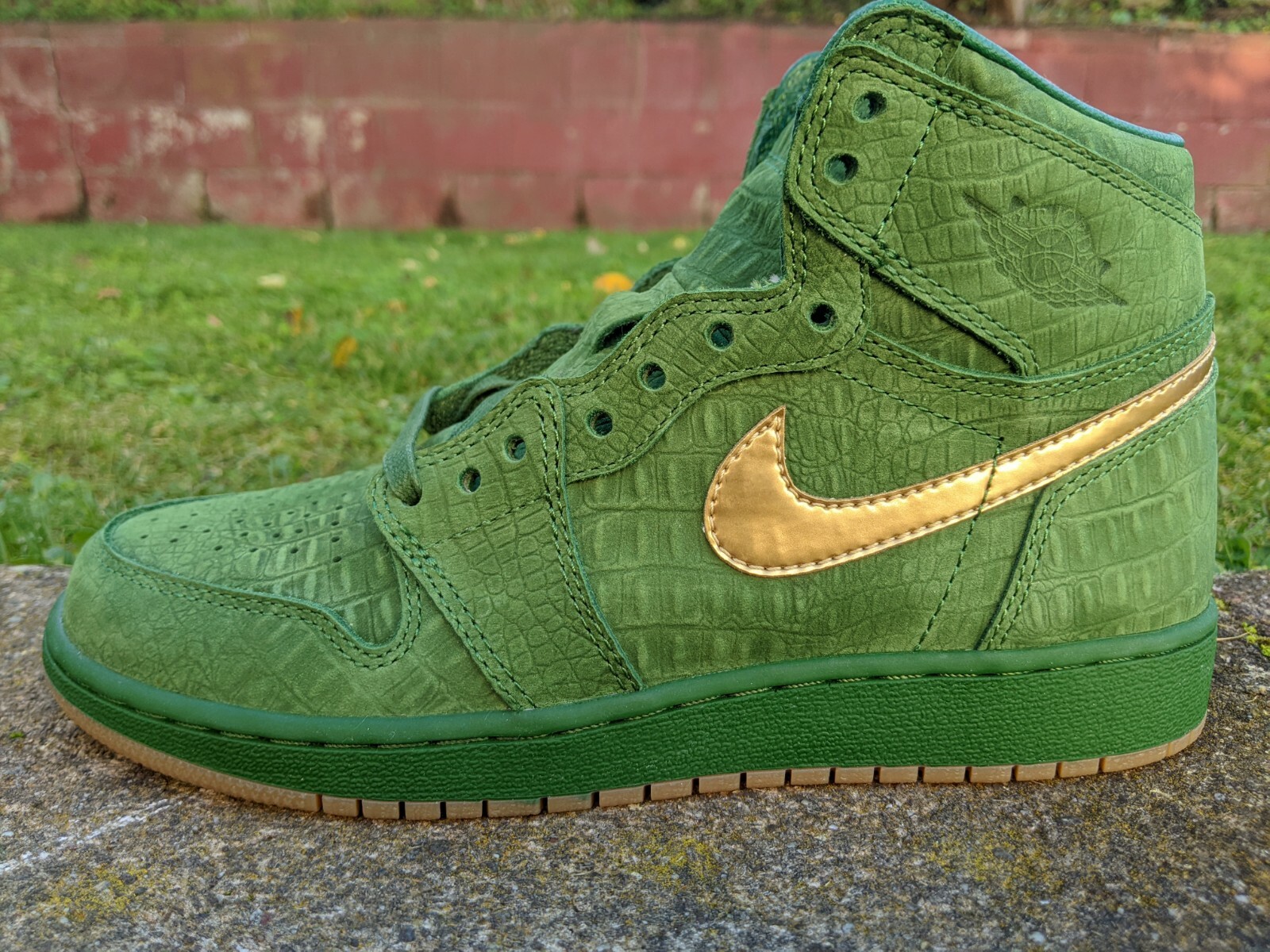 Archeologisch corruptie referentie DS NIKE AIR JORDAN I 1 RETRO OG HIGH GREEN CROC SUEDE JASMINE PE PROMO sz  6Y | eBay