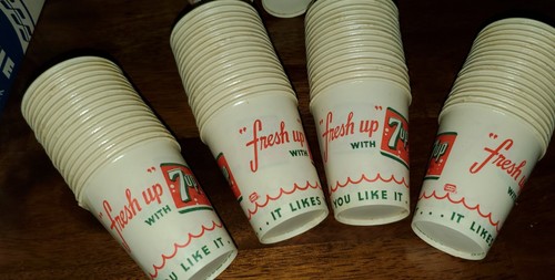 VINTAGE 100 -1960s 4oz 7UP Dixie Paper Vending Cups WITH Original Box NEW - Picture 6 of 8