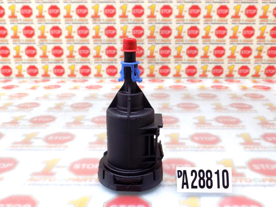 Chrysler Town & Country 2009 válvula de purga de bote de vapor 4891741aa OEM Foto 4 de 4