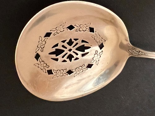CUCHARA PEPINO PLATA ESTERLINA TOALLA LOUIS XIV NO MON - Imagen 3 de 5