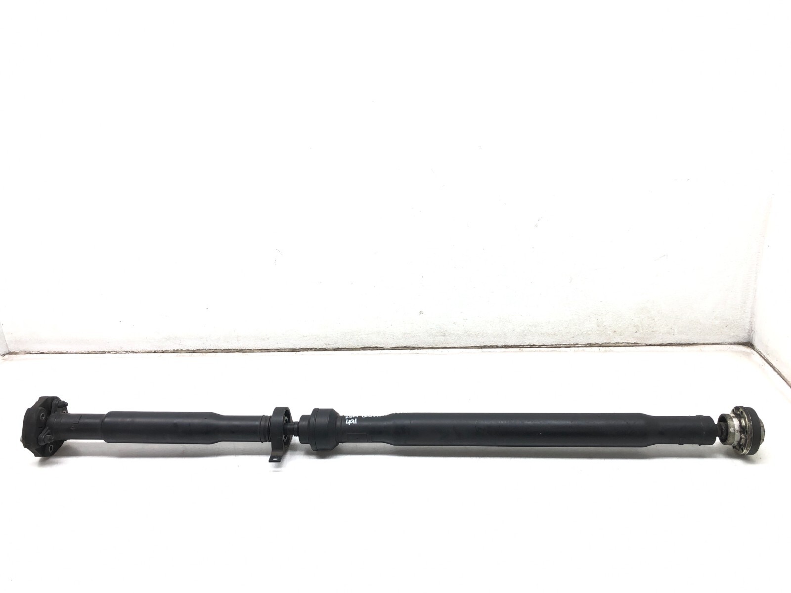 2014-2017 MASERATI QUATTROPORTE AWD REAR DRIVESHAFT DRIVE SHAFT PROPELLER OEM