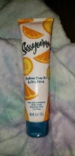 Perfectly Posh *Sassyooma* Exfoliating Body Wash
