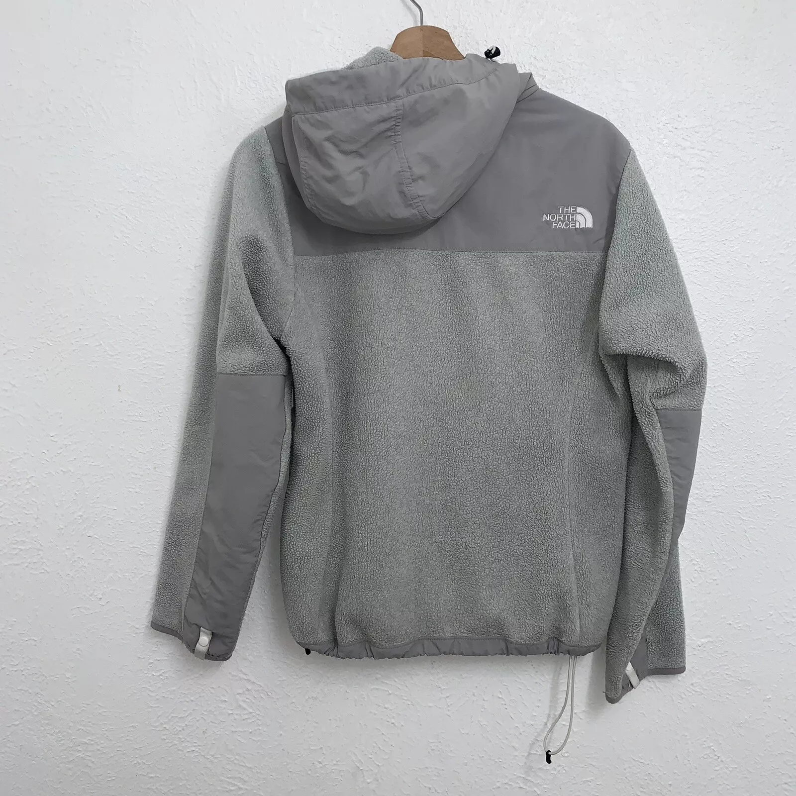 north-face denali fleece hooded long sleeve jacket