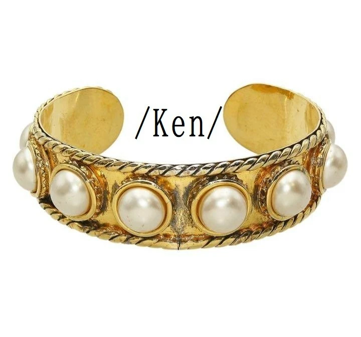 CHANEL Bracelet Bangle AUTH Coco Mark Vintage Rare Gold White Fake Pearl  F/S CC