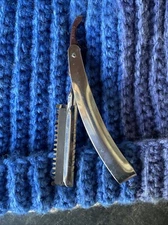 Vintage New Never Used Marianna #310 Hair Shaper Straight Razor Silver