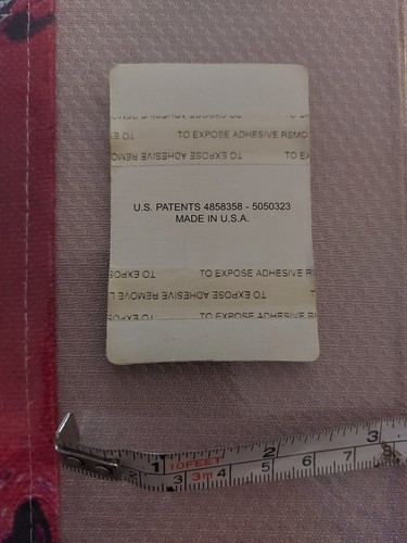 Walt Disney World 25th Anniversary Guest of Honor & First Visit Badge 1983 2"x3" - Picture 2 of 2