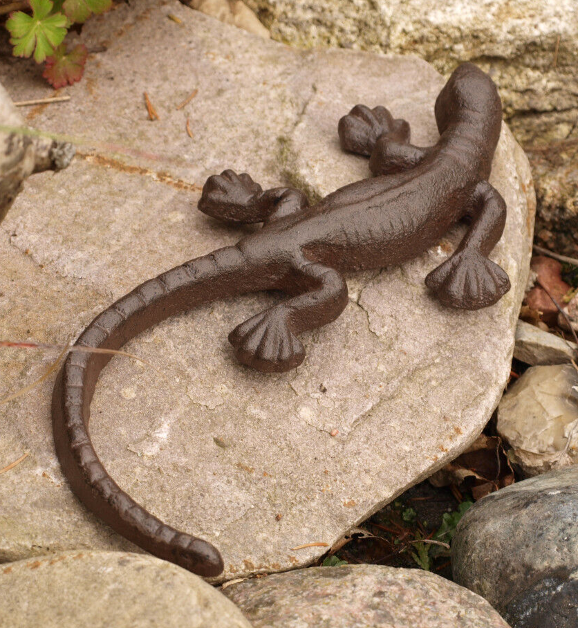 Eidechse Figur zum Hängen Gecko Salamander Gusseisen Garten Deko