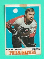 (1) GARRY PETERS 1970-71 O-PEE-CHEE  # 196 FLYERS FAIR CARD (W4673)  