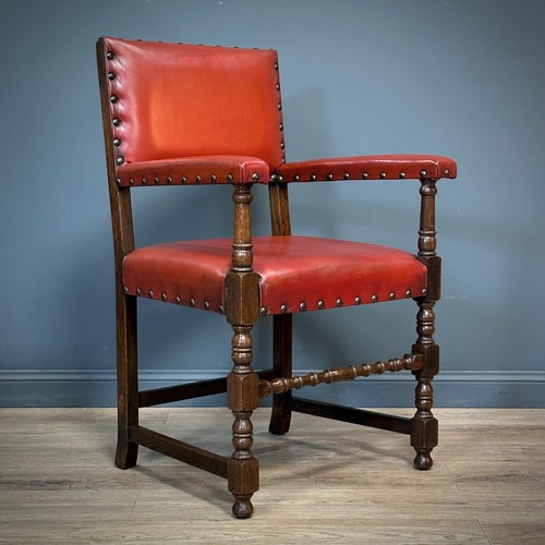 Attractive Set of Six Oak and Leather Dining Chairs Inc Carvers for Reupholstery - Picture 8 of 18