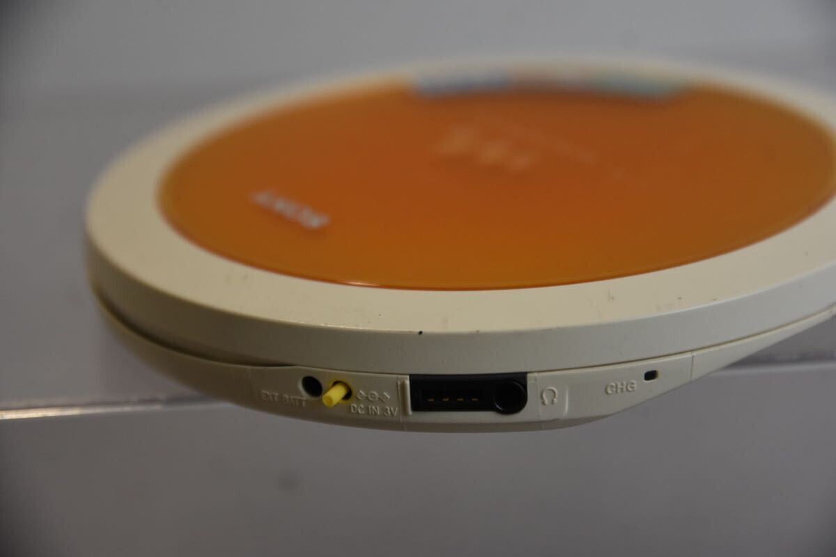 SONY CDウォークマン D-EJ720 2010 卓上オーディオ (Tabletop Audio): ポータブルCDプレイヤー(SONY