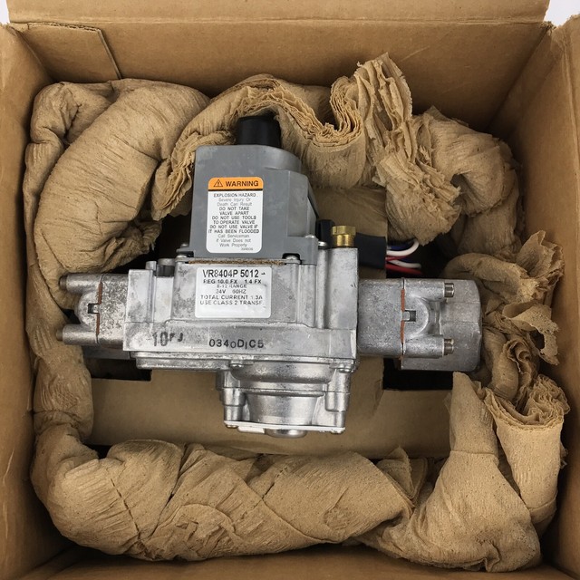 Honeywell Dual Automatic Natural Gas Valve 193366 VR8404P 5012 HVAC A O