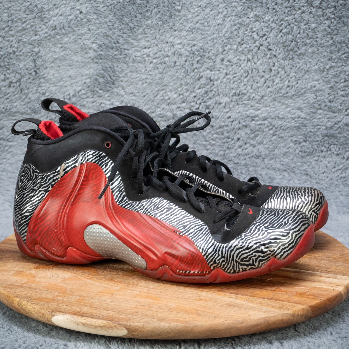 Size 13 - Nike Air Flightposite Exposed Zebra 616765-001 EU 47.5 