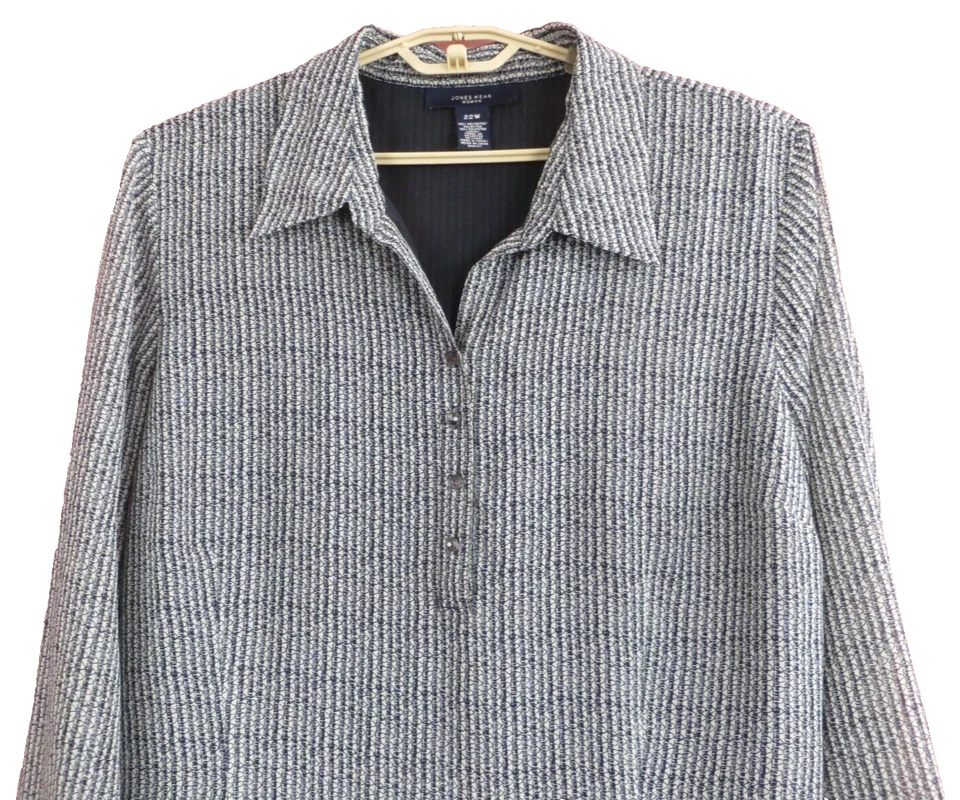 TB11079- JONES WEAR Women's 100% Polyester Blouse Long Sleeve Geometric Size 22W - Image 3 of 4