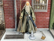 Diamond Select Toys Gandalf the Grey The Lord...