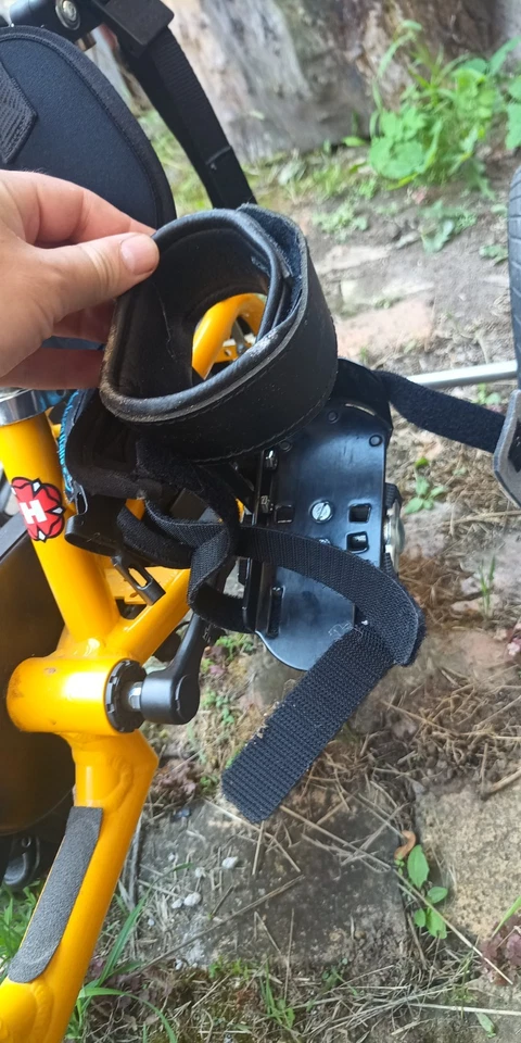 Therapierad Kinder 12 Zoll Dreirad Fahrrad Extras bis 35kg wie Neu Trike - Bild 4 von 4