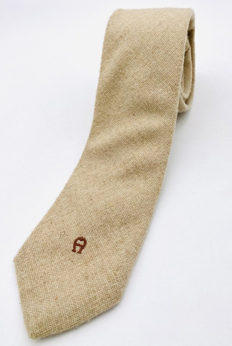 Vtg Etienne Aigner / Maas Brothers Men’s Ivory Necktie 1970’s WPL 2555  56” X 3”