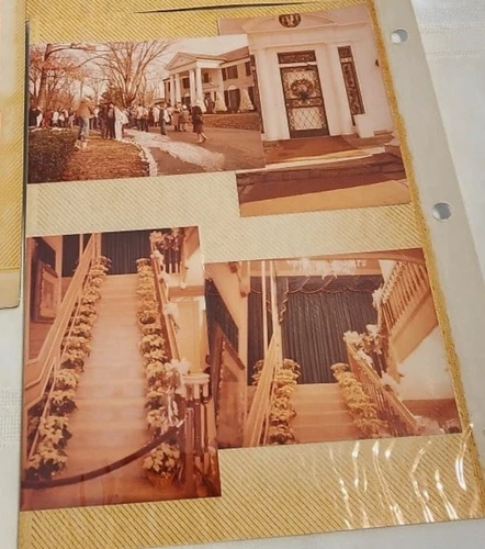 Elvis Presley Authentic Photographs- RARE- FUNERAL, NIXON, HOME-set of 21 - Picture 10 of 12