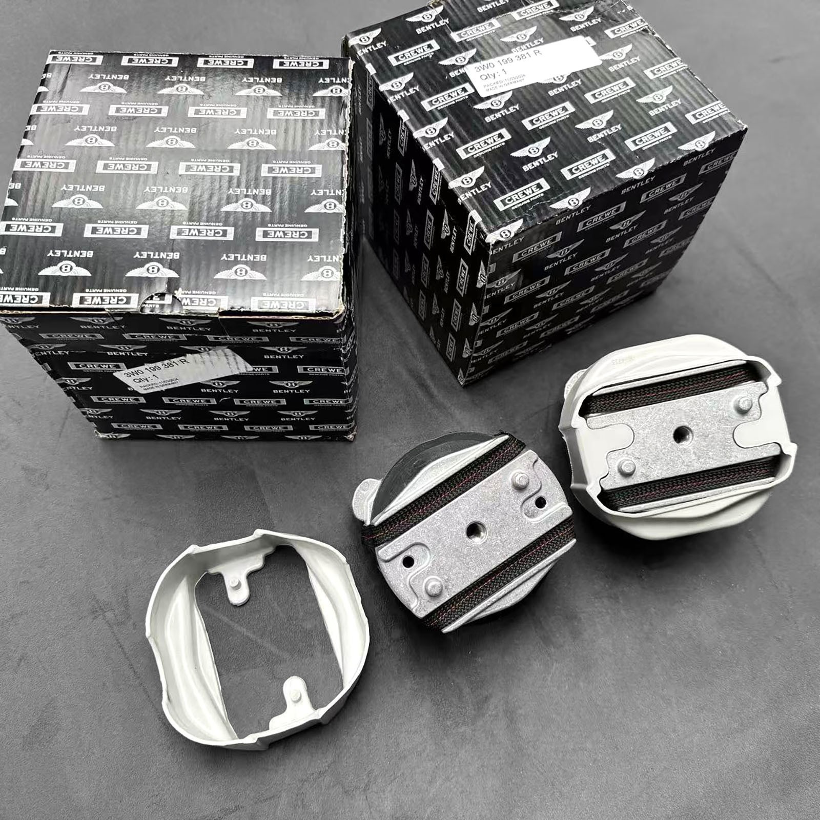 2 X Engine Mount 3W0199381R for Bentley Continental GT GTC Flying Spur 07-22