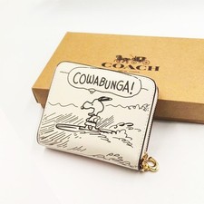 COACH x PEANUTS Essential Billfold Wallet Newspaper Print Chalk CCB23 F/S JP