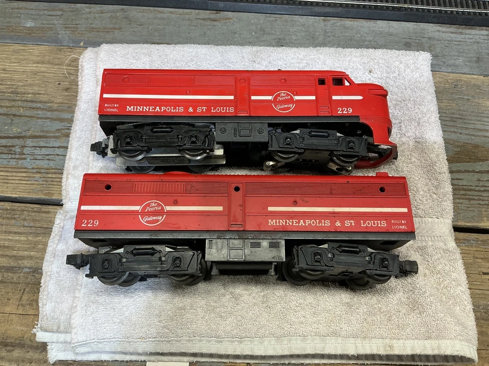 Lionel 229 Minn. & St. Louis AB Diesel Alco Set, 1962 only - Image 2 of 4