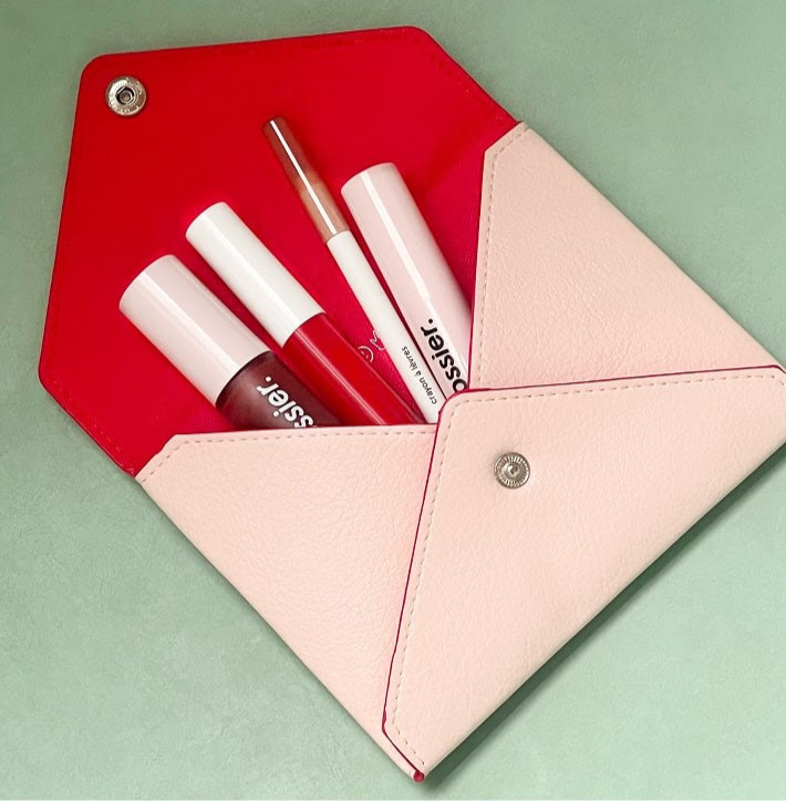 💌 Glossier Pink ENVELOPE Pouch BRAND NEW + Drawstring Bag + Box LIMITED EDITION
