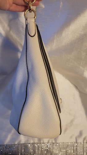 Borsa a tracolla Coach Turnlock Hobo pelle ciottolata colore gesso bianco oro ferramenta - Foto 12 di 17
