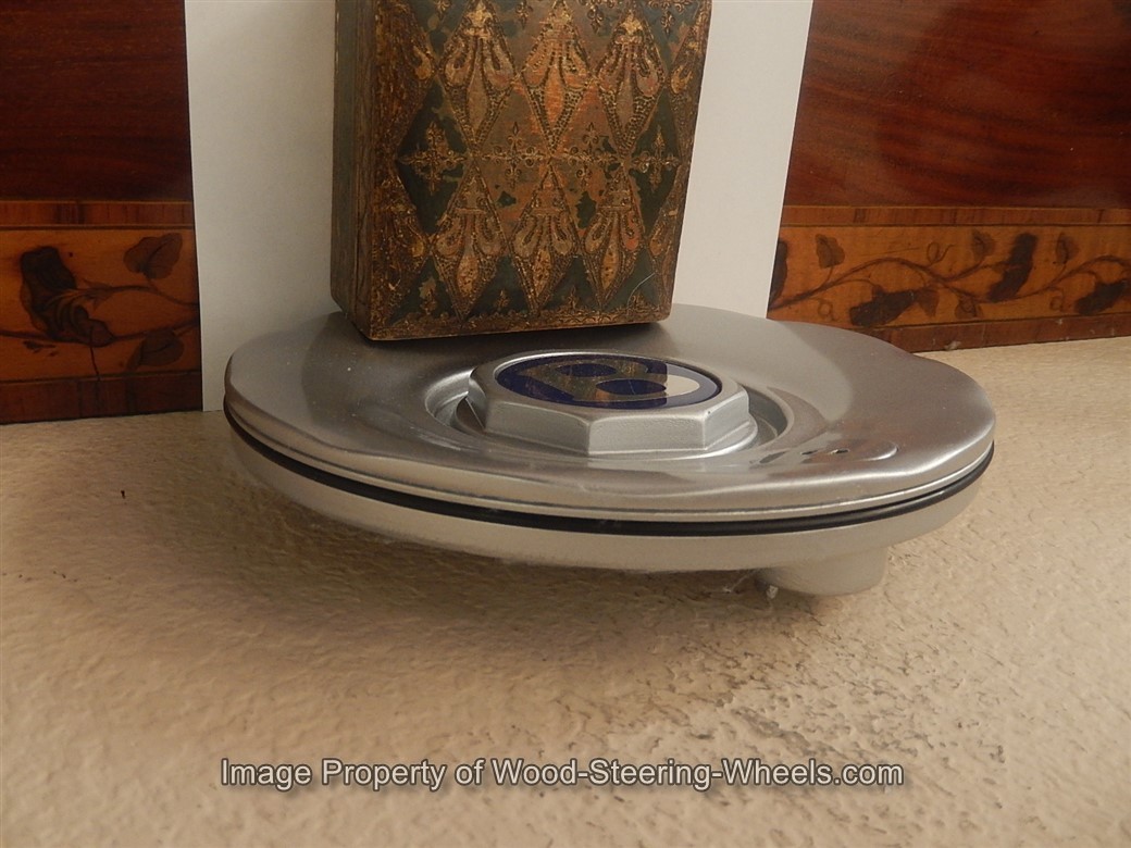 New    Bentley Wheel Hub Cap Fits Azure 1999 - 2003 Silver Wheels 18"x 8.0" NOS