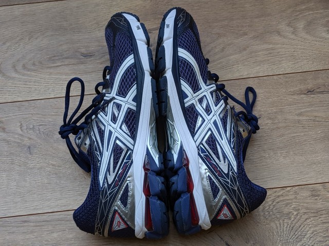 asics t5k3n