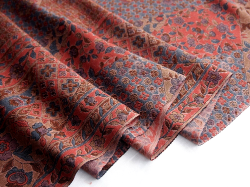 Vintage Japanese Kimono Silk Fabric, Red Floral Patchwork Long Panel 36cmx 166cm - Picture 5 of 10