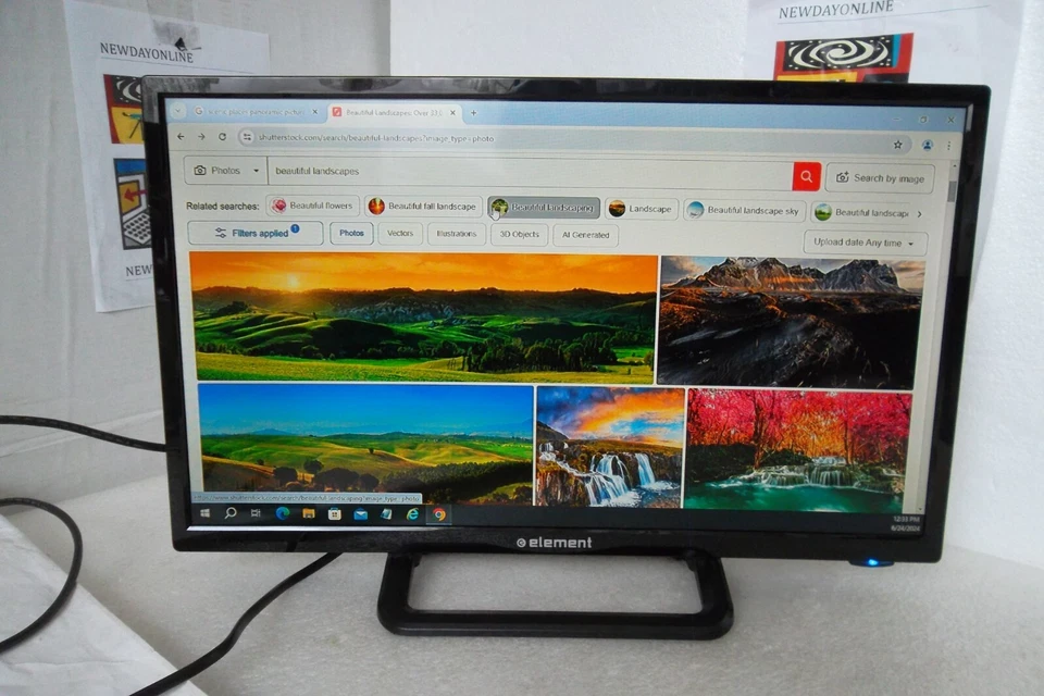 Element ELEFW248  24" 720p HDTV Digital Turner LED VGA HDMI RCA 16:9 Component - Image 3 of 4