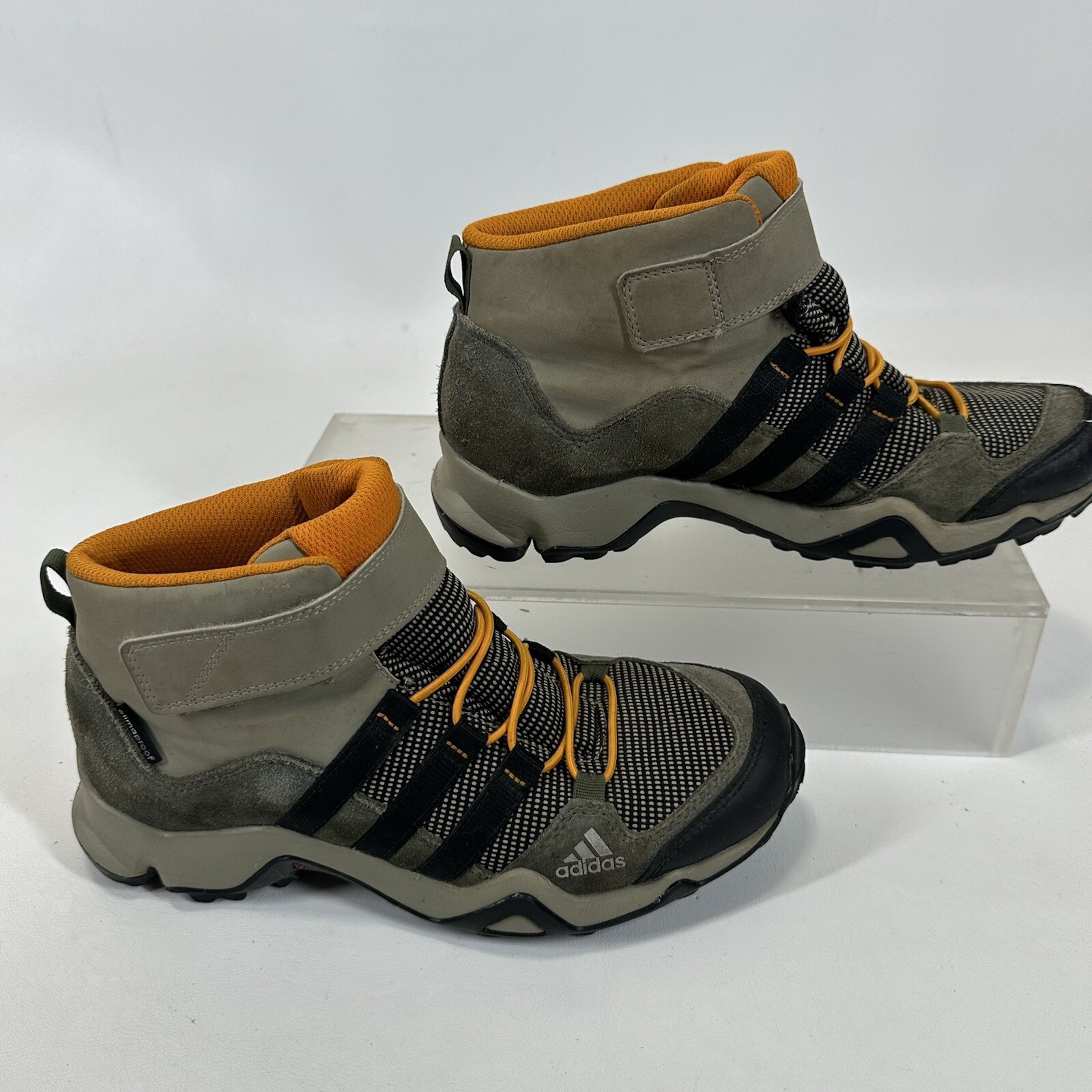 Adidas Hiking Boots Traxion Climaproof Mens Size 5 thumbnail 6