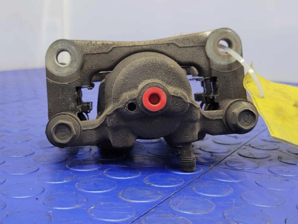 Conjunto de pinza de freno trasera Infiniti QX50 QX70 14-17 LH lado del conductor OEM Foto 3 de 4