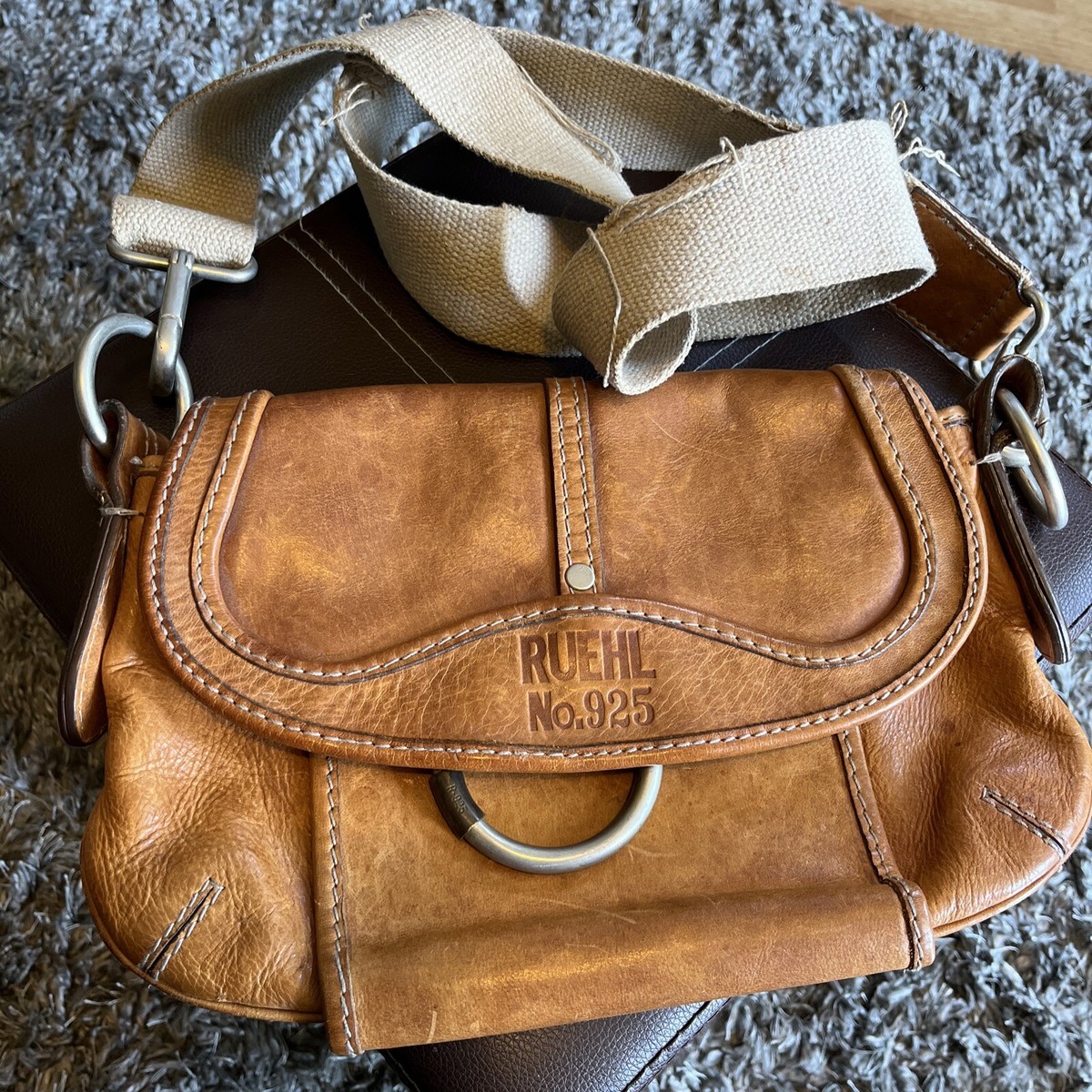 RUEHL NO.925 VINTAGE COGNAC LEATHER CROSSBODY BAG | eBay RUEHL NO.925 VINTAGE COGNAC LEATHER CROSSBODY BAG | eBay