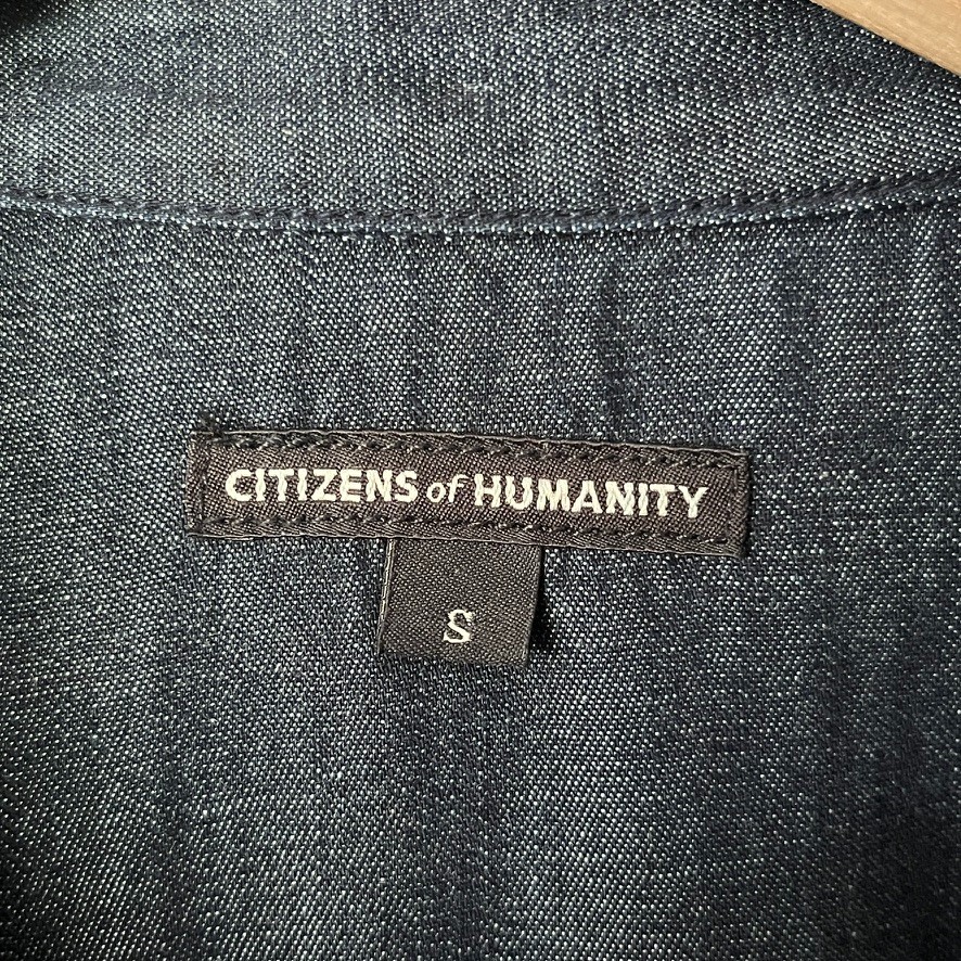 Picture 4 of 12
