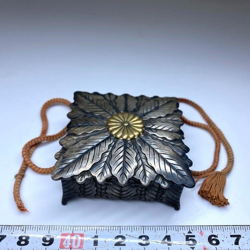 Vintage Japanese Imperial Silver Bonbonniere Chrysanthemum F/S from JPN - Picture 3 of 16