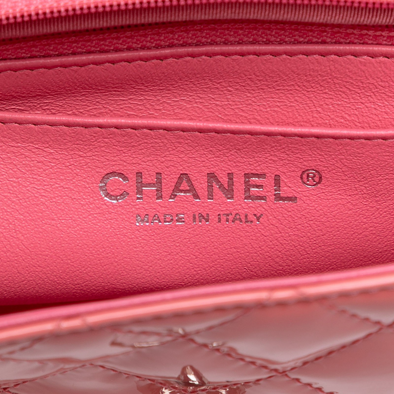 Authenticated Chanel Mini Rectangular Classic Pat… - image 5