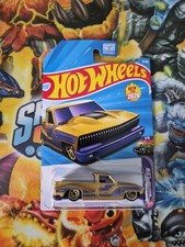 Hot Wheels 2026 Mainline Layin' Low Bounce'n Bass Gold 17