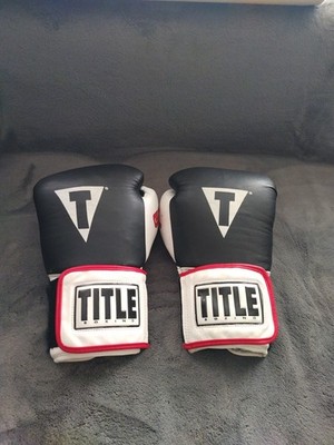 Title boxing gloves gel Genuine Leather L/XL 151 To 175 Ib