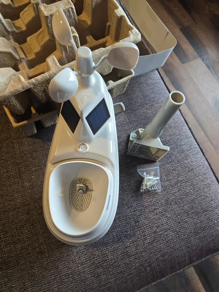 Sensor meteorológico ACURITE 5 en 1 PRO+, pantalla a color, smartHUB (lote de 3) Foto 4 de 4