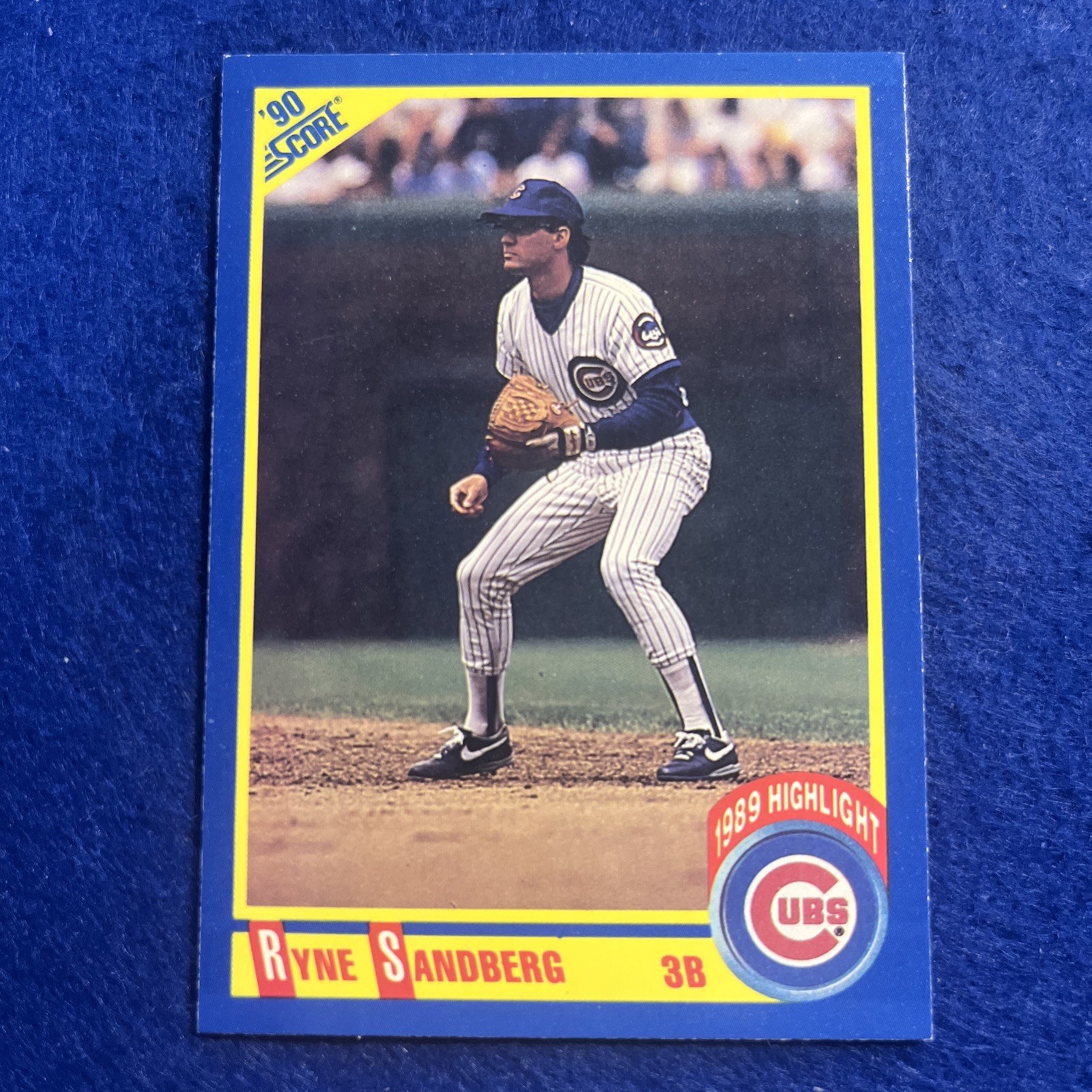 1990 Score Ryan Sandberg #561 Cubs Error 3B on Front