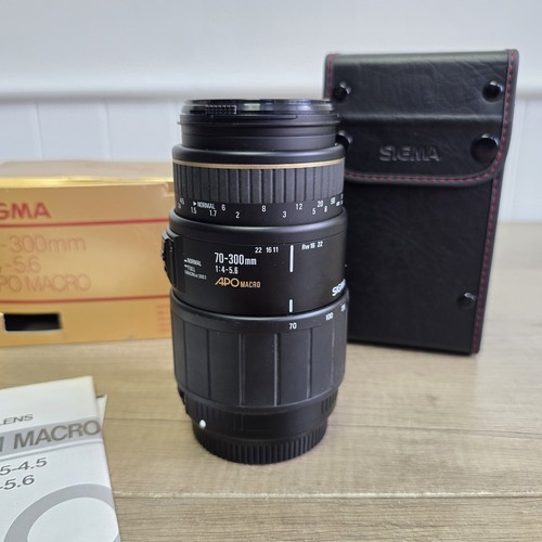 Sigma 70-300mm F4-5.6 Apo Macro Lens For Canon AF Boxed With Hard Case - Picture 3 of 9