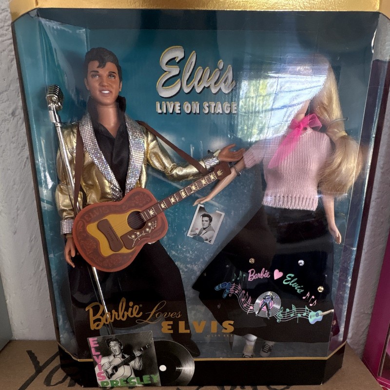 Mattel Barbie Loves Elvis Live on Stage Collector Edition Doll Set Guitar Mic