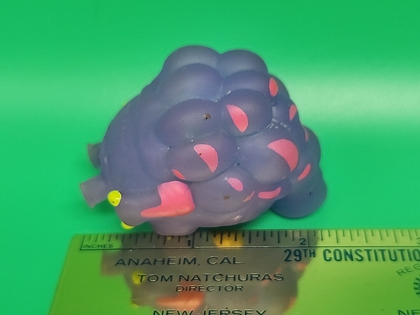 Moose Treasure X Alien Ooze Sucking Egg PURPLE ALIEN Squeezable Toy ...
