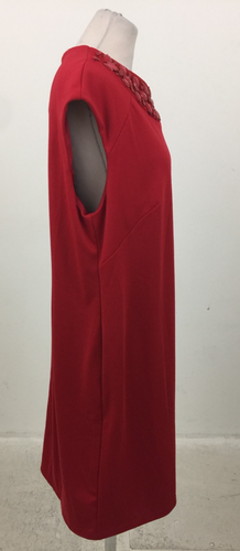 Tiana B. Women's Dress Size 20 Red Lined Beaded Neck Stretch Used F1 - Picture 5 of 11