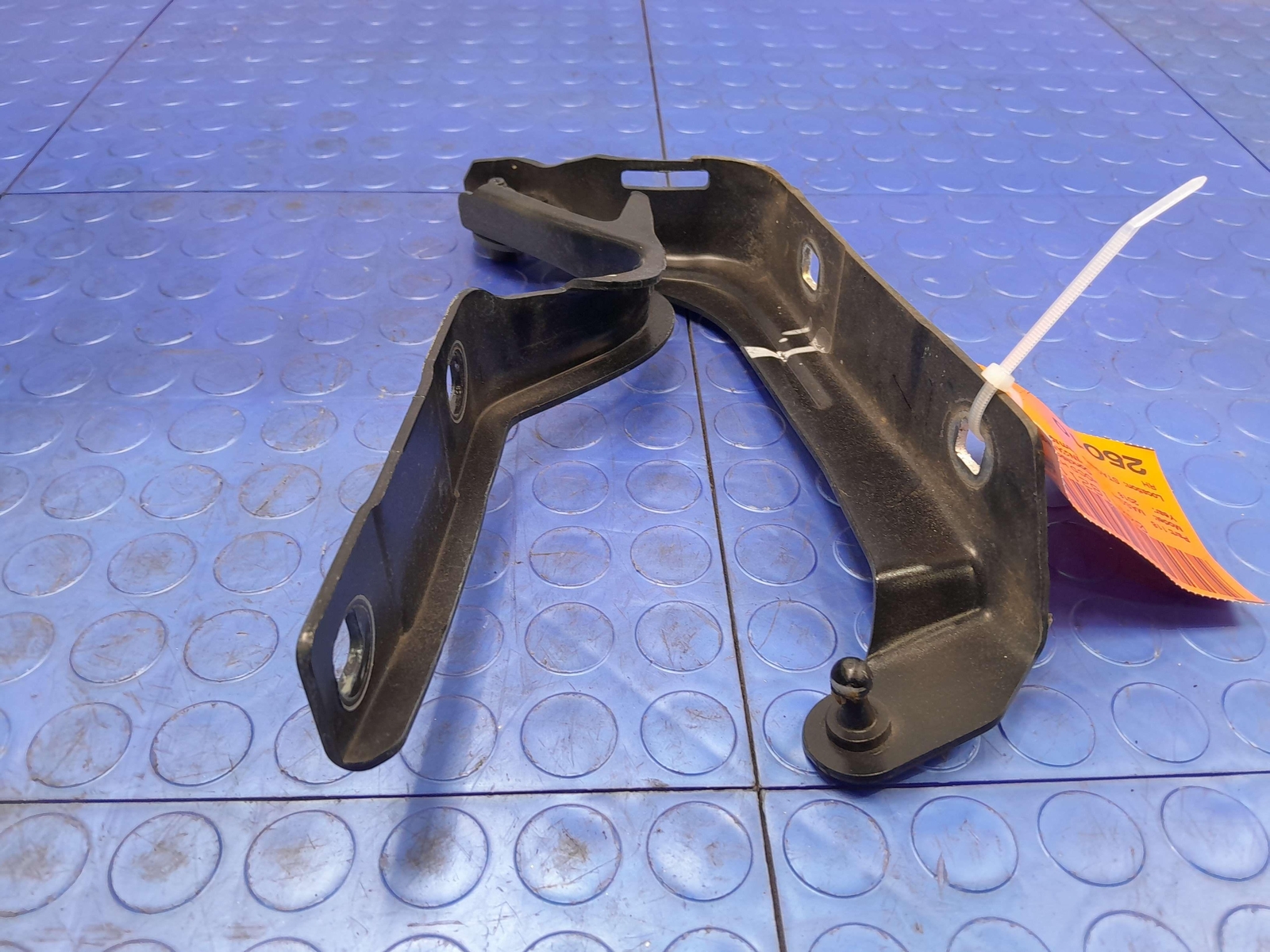 2014-2024 Maserati Ghibli Hood Hinge Assembly Right Passenger Side OEM 670001872